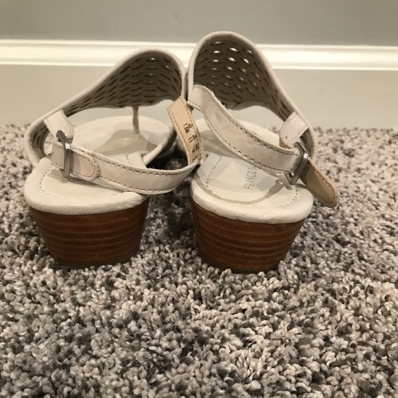 Franco Sarto Charlize Grey Leather Sandals - Picture 6 of 10